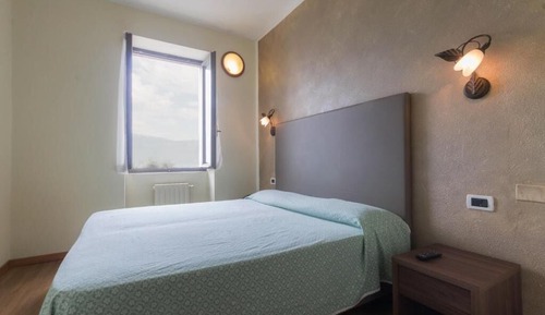 Standard Double Room, Lake View