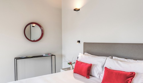 Apartment (1 Bedroom)