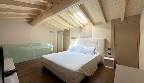 Junior Studio Suite
