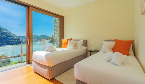 Villa (4 Bedrooms)