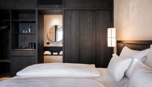Junior Suite, Balcony, Courtyard View