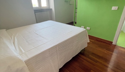 Elite Room