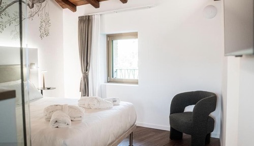Deluxe Suite, Balcony, Mountain View