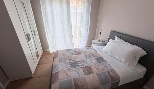 Deluxe Double Room (1 adult + 1 child)