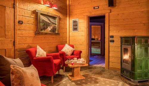 Romantic Chalet (2 Adults)