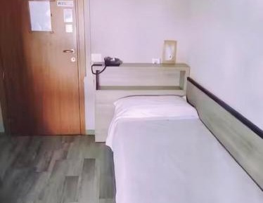 Standard Single Room with Shared Bathroom