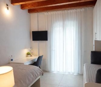 Twin Room with Private Bathroom