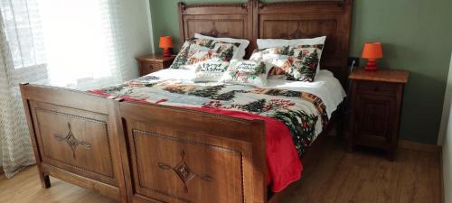 Quadruple Room with Private Bathroom