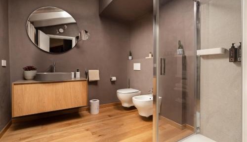 One-Bedroom Apartment - Annex