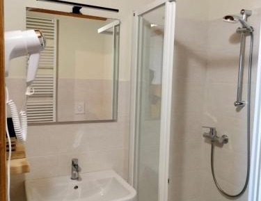 Double or Twin Room with Private Bathroom