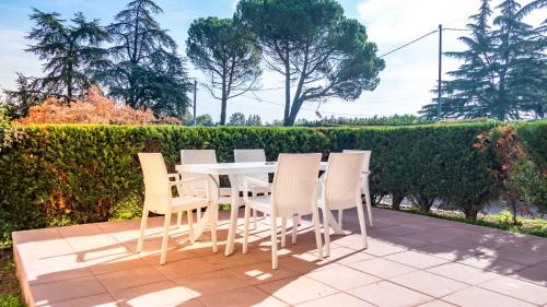 Two-Bedroom Apartment with Terrace