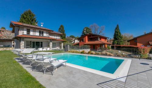 Deluxe Villa