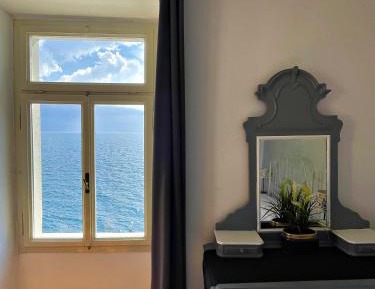 Double Room with Lake View