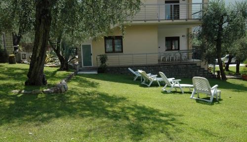 Two-Bedroom Apartment with Garden View
