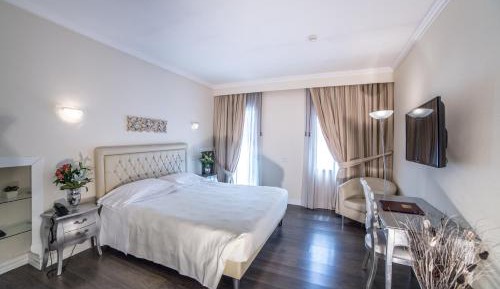 Junior Suite with Jacuzzi