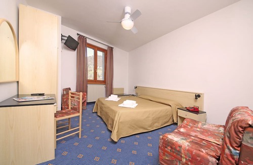 Gardola Hotel | Garnì Hotel Tignale