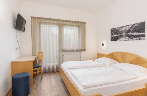 Riscone Bed & Breakfast | Garni Schorneck