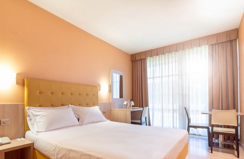 Cameriano Hotel | Motel Hotel Piranha