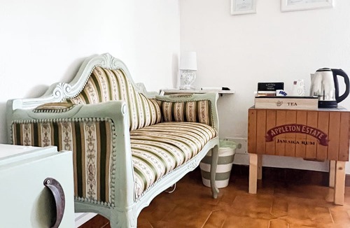 Giulianello Bed & Breakfast | Bed and Breakfast Nero Buono