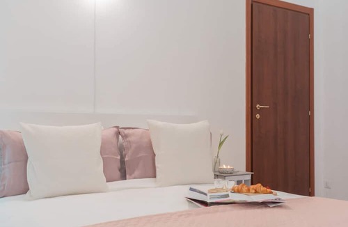 Carate Urio Apartment | Nonna Tere Apartment