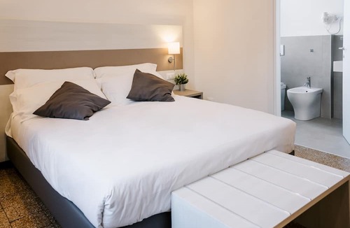 Castel San Pietro Terme House | LaMì Room & Apartment
