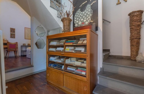 Ferrara Historic Centre Apartment | GuestHost - 'The Yellow House' central Apartment!