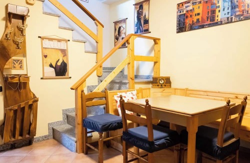 Brusimpiano Apartment | [Apartment in the Charming Courtyard] Lake Lugano