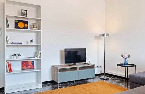 San Donato Apartment | GuestHost - The apartment is located on the fourth floor of a building with a lift, not suitable for the disabled.It comfortably accommodates six people in 102 square meters of space, with a double bed, two single beds and a sofa bed in the living room.C