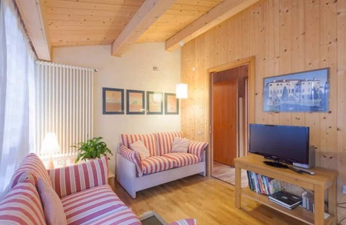 Arcugnano Apartment | Il Noce: Villa with pool and enchanting view over the Berici Hills