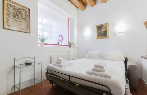 Ferrara Historic Centre Apartment | GuestHost - Jewish Ghetto ZTL Apartment x6!
