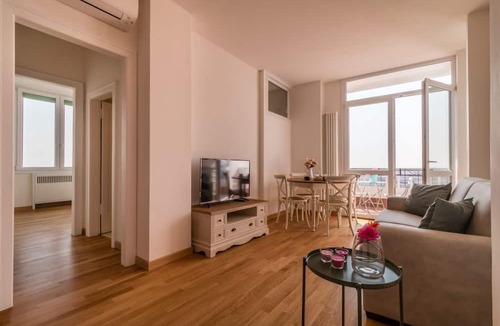 City Center Padova Apartment | PADOVA TOWER 13TH FLOOR CITY VIEW SCIROCCO TERRACE
