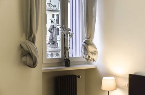 Rione VII Regola Apartment | Campo de' Fiori Brand New Apartment