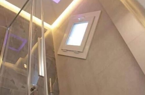 Cesenatico Apartment | The Three Diamonds – Queen Deluxe Room Just Steps from the Sea