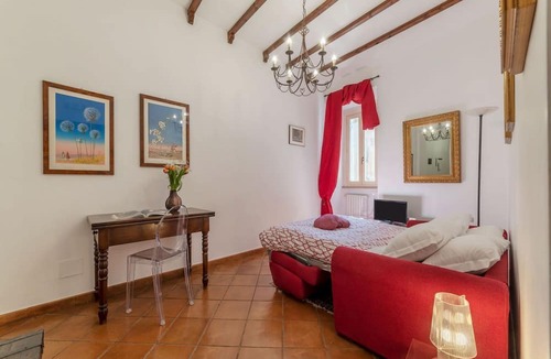 Rione VII Regola Apartment | Casa Fiori - WelcometoRhome