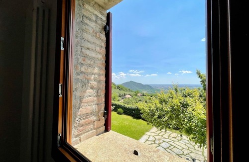 Arqua Petrarca Apartment | für 8 Personen ca. 270 m² in Arquá Petrarca, Venetien (Provinz Padova) by Interhome