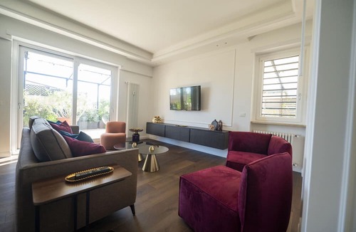Zona LIII Tomba di Nerone Apartment | Roman Terrace & Soul in Peaceful Area