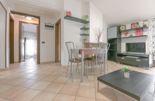 Funo Apartment | Queen Home Funo Centergross