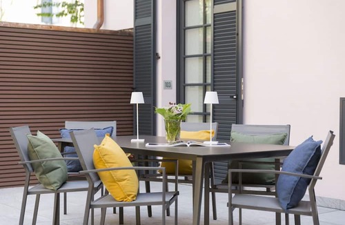 Como City Centre Apartment | Apartment in Como with 2 bedrooms sleeps 4