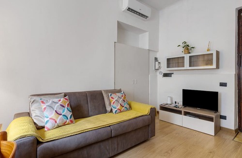 Est Apartment | Apartment 'Casa de Julieta' with Wi-Fi and Air Conditioning
