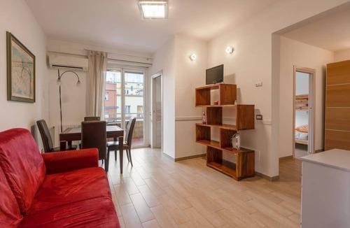 Quartiere XVII Trieste Apartment | Ancient Roman Style - 7th Floor - Exclusive Apt