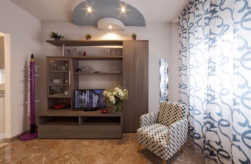Historic Centre Apartment | Spacious central apartment special for a family - 2 bedrooms and 2 bathrooms