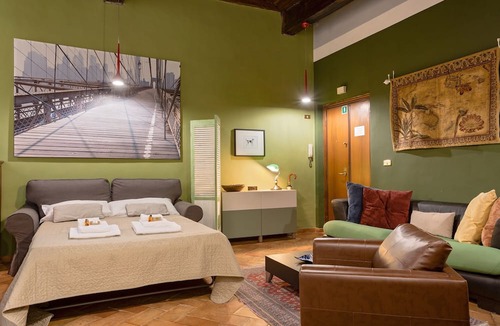 Rione VII Regola Apartment | Vicolo delle Grotte | Romantic apartment in Campo de' Fiori