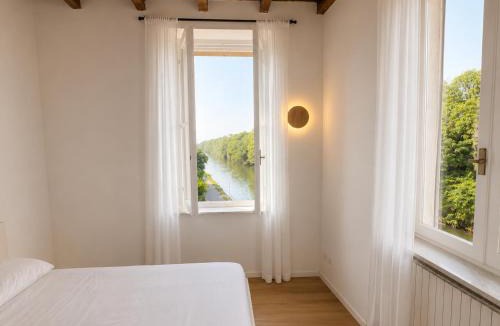 Carpenzago Apartment | Canal View Apartments - Pietrasanta 44
