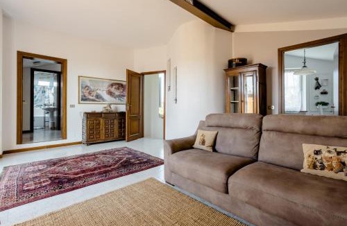 Mezzane di Sotto Apartment | Suite Al Pian Apartment