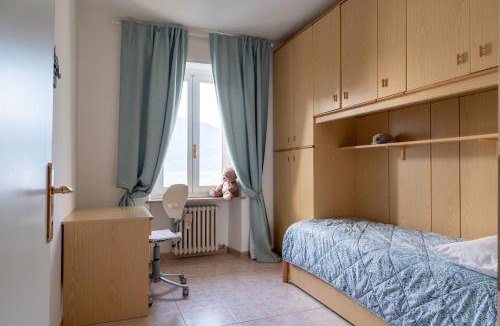 Magugnago Apartment | Apartment Di Lago Family by GardaDoma