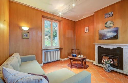 Pollino House | Mila Bike & WIFI: Garden Retreat near Lake Maggiore - Happy Rentals