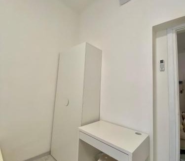 Luisago Apartment | The White House