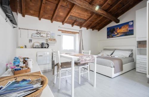Cellatica Bed & Breakfast | Franciacorta White