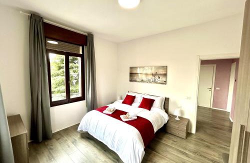 Padova Apartment | Lovely Bridge View Apartment Close to Padua City Center