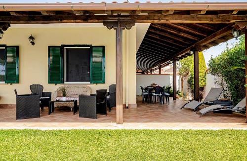 Latina Lido Villa | Villa Leo